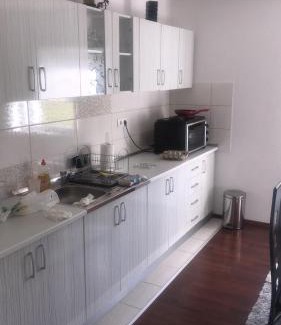 Canton 10 House | Smjestaj Glamoč