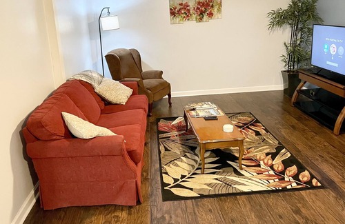 Maryville House | Smokey Mountain View guesthouse