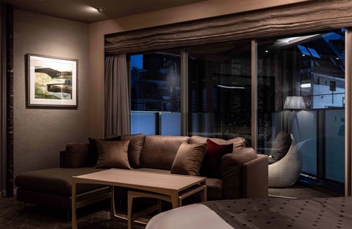 Hiroshima City Centre Hotel | Smoking Suite double room with balcony with bat/Hiroshima Hiroshima