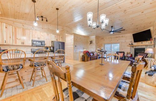 Hartford House | Smoky Mountain Cabin Rental with Hot Tub and Views!