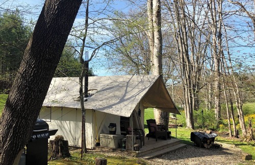 Waynesville Cabin | Smoky Mountain Glamping - Luxury Canvas Tent Camping in Western North Carolina