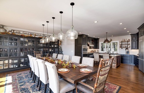 Waynesville House | Smoky Mountain Luxury Retreat