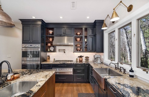 Waynesville House | Smoky Mountain Luxury Retreat