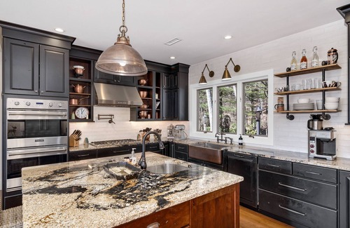 Waynesville House | Smoky Mountain Luxury Retreat