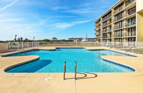 Atlantic Beach Apartment | Smuggler's Cove 101