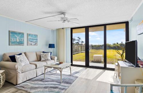 Atlantic Beach Apartment | Smuggler's Cove 101