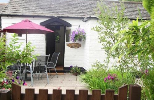 Liskeard House | Smugglers Cottage