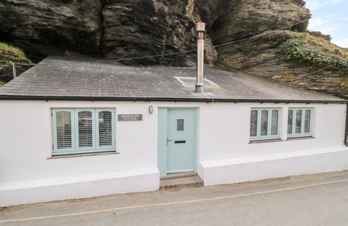 Trebarwith Strand Cottage | Smugglers Cottage