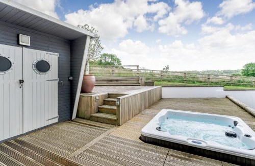 Milford Haven House | Smugglers Rest
