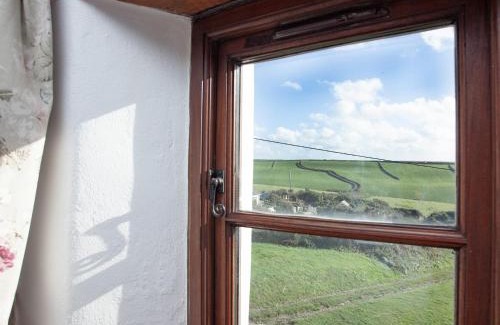 Hartland House | Smugglers Retreat