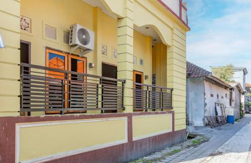 Pemogan Hotel | SN Guest House Near Trans Studio Mall