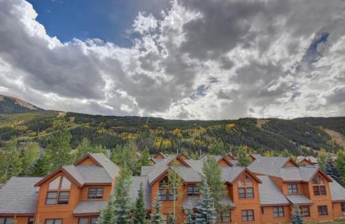 Mountain House House | Snake River 44 by SummitCove Lodging
