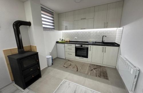Pale Apartment | Snjezna kuca Rakovac