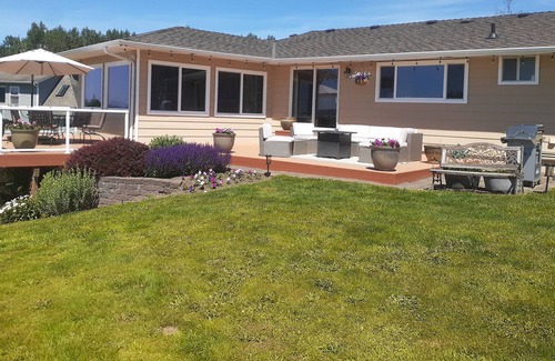 Snohomish House | Snohomish Panoramic View Home: 3 min to town.