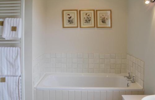 Hexham House | Snooty Fox Cottage