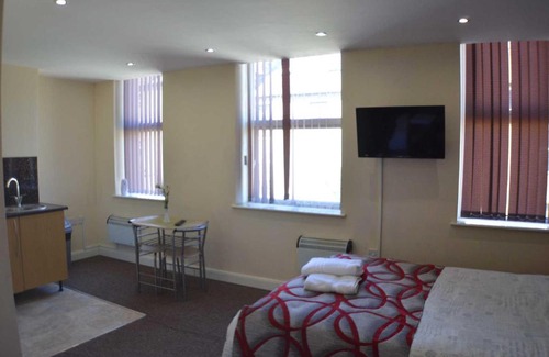 Bradford Apartment | Snooze Apartments