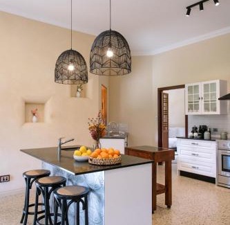 Margaret River House | Snoozey's Escape - luxury homestead on 9 acres of secluded nature