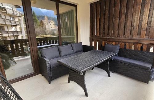 Busteni Apartment | Snow Apartament