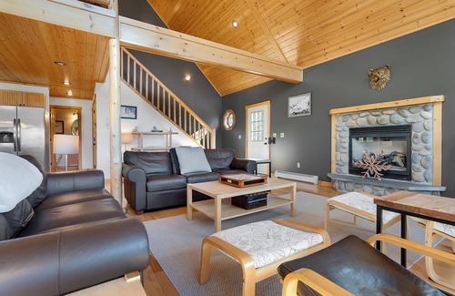 Sunday River Area House | Snow Cap- Chalet with Mountain Views