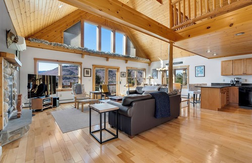 Sunday River Area House | Snow Cap- Chalet with Mountain Views