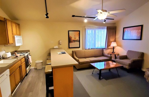 Big Bear Lake Apartment | Snow Lake Lodge