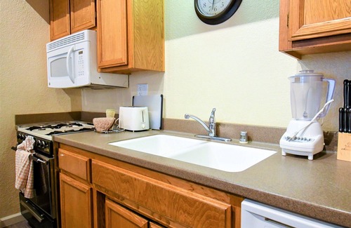 Big Bear Lake Apartment | Snow Lake Lodge