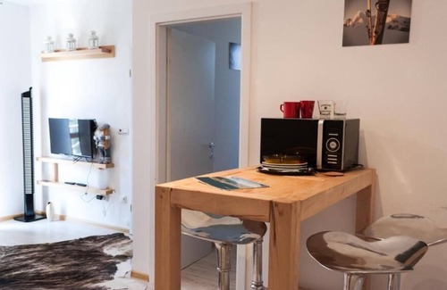 Kvartal Noviya Grad Apartment | Snow Pearl Residence