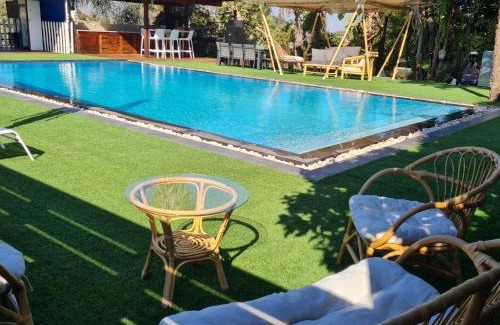 Merom HaGalil Cabin | snow spa caravan