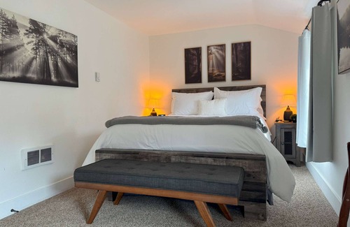 Leavenworth Hotel | Snowcreek Suite - Fir - Hot Tub