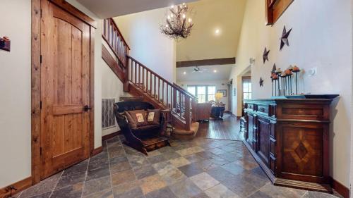 Mammoth Lakes Apartment | Snowcreek VI The Lodges #1197 condo