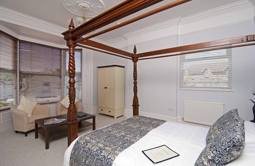 Shanklin House | Snowdon House
