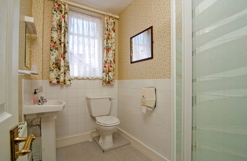 Shanklin House | Snowdon House