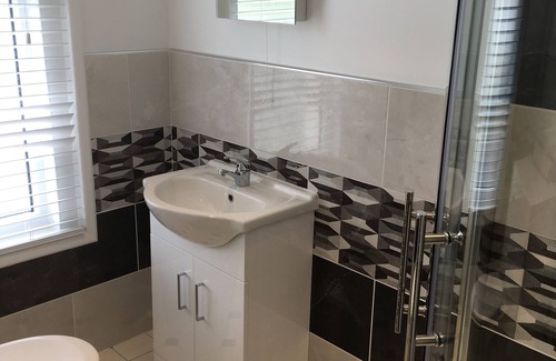 Shanklin House | Snowdon House