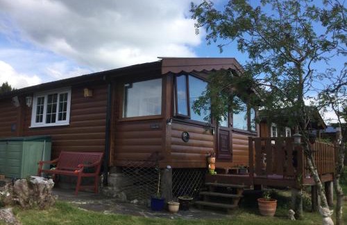Bronaber House | Snowdonia National park Log cabin with garden