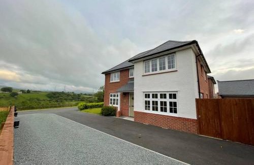 Bangor House | Snowdonia Retreat
