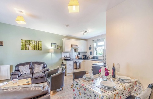 Great Hatfield Cottage | Snowdrop Cottage - W43121