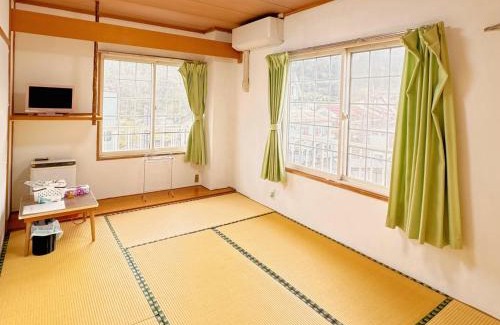Yuzawa-machi House | SnowHouse Memorie Hotel-汤泽石打丸山-Ski in Ski Out