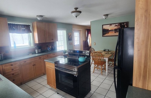 Stewartstown House | Snowmobiling & Fourwheelering right out on the main trail