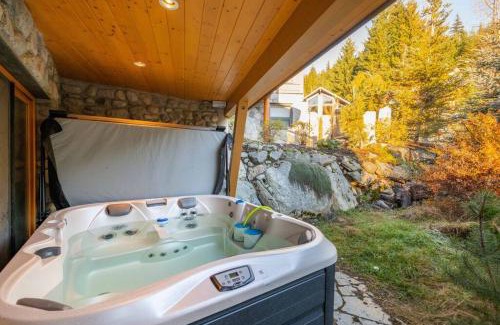 Nordic Estates Ski Chalet | Snowridge Chalet by Outpost Whistler