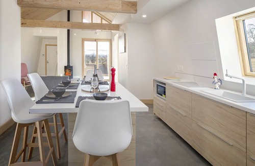 Avonside Apartment | Snowy Mountains Farmstay