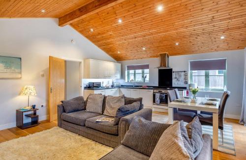 Winnard's Perch House | Snowy Owl