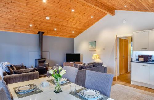 Winnard's Perch House | Snowy Owl