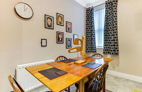 Londonderry Apartment | Snug at Clarence - Near Museum of Free Derry and Bloody Sunday Memorial
