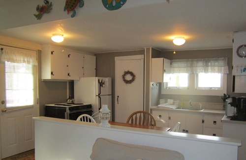 Snug Harbor Cottage | Snug Harbor Cottage for rent in sought-after coastal community of Wakefield, RI