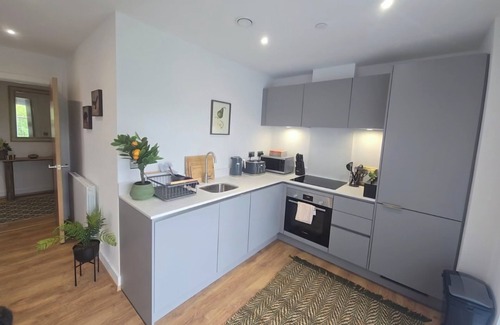 Woolwich Riverside Apartment | Snuggle Inn - Riverside apartment- Woolwich Ferry, Mins to O2 Arena