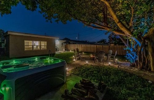 North Andrews Gardens House | So Flo Getaway, * Close to beach! *