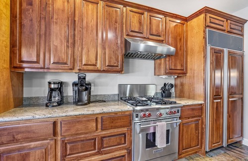 Ponderosa Trails House | So Grand, So Majestic, So Exquisite! Highly-Sought After Location! Pool Table!