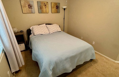 Gilbert House | Soaring Loft - Gilbert Heritage District - Walkable to farmers market & shopsnn