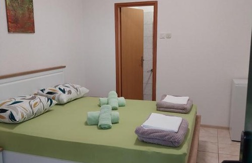 Zivogosce Apartment | Sobe Kraft 2