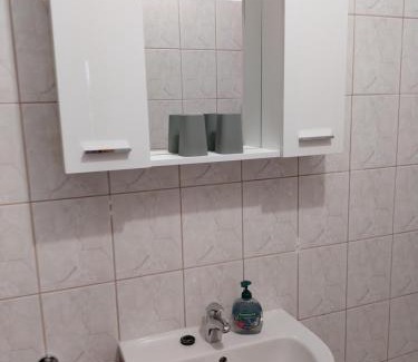 Zivogosce Apartment | Sobe Kraft 2